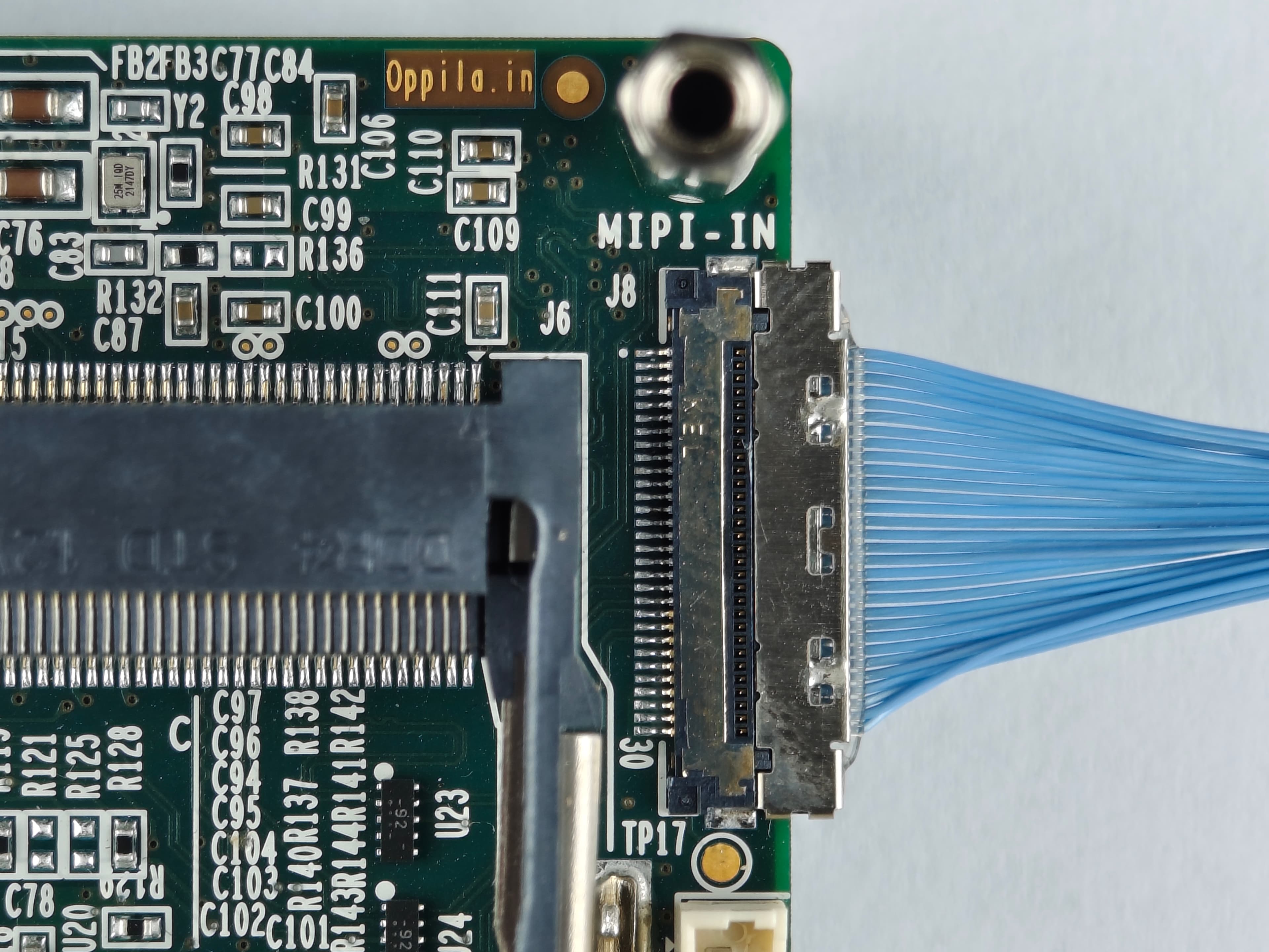 J8 MIPI CSI-2 connector on AstrOptix AI Carrier Board
